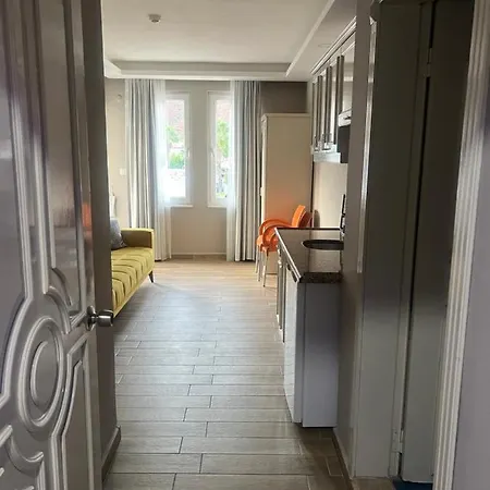 Imperial Apartahotel *